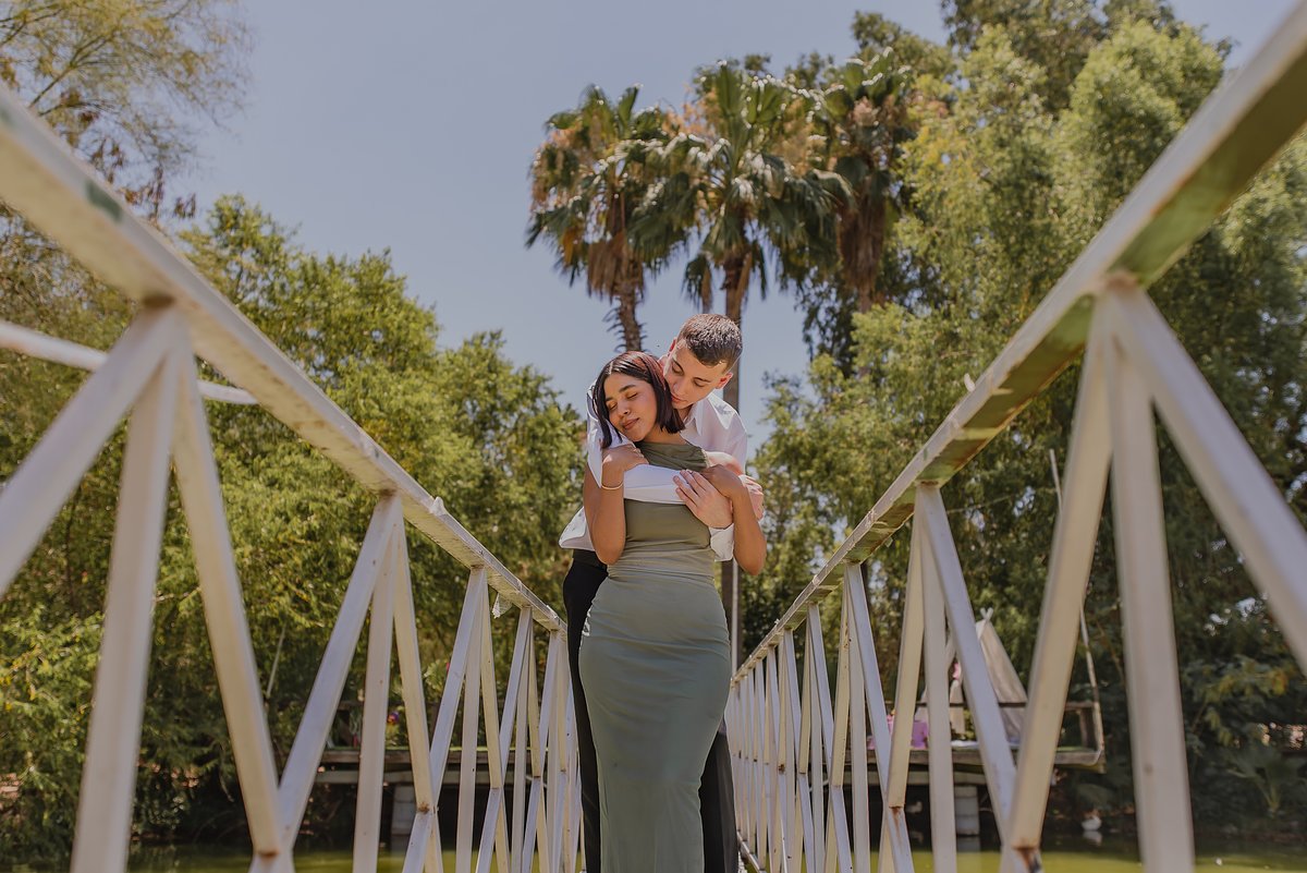 Pareja   27