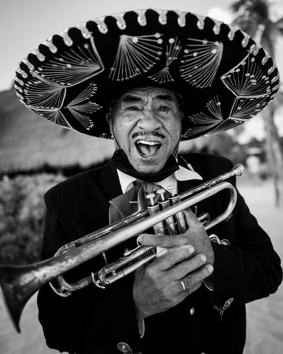 pexels-jair-hernandez-12660041