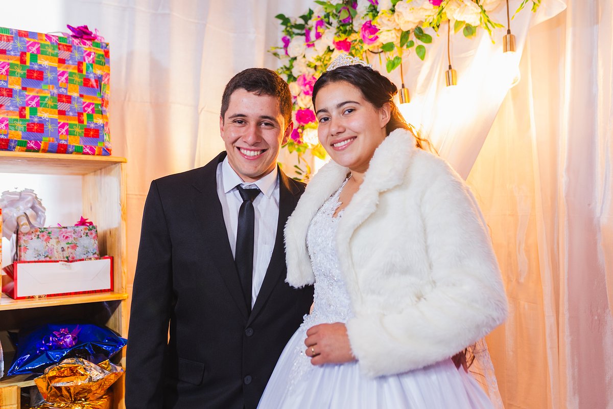 ALEJANDRO & CRISTINA