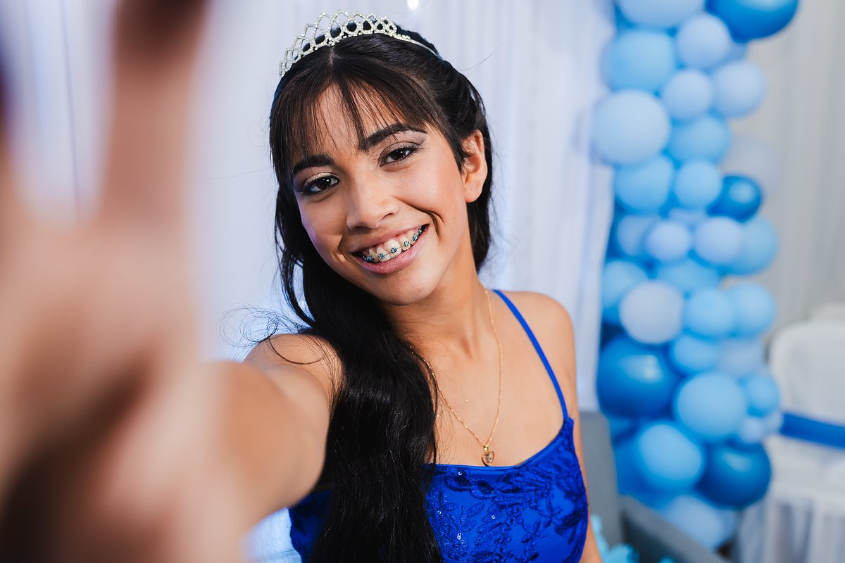 VICTORIA